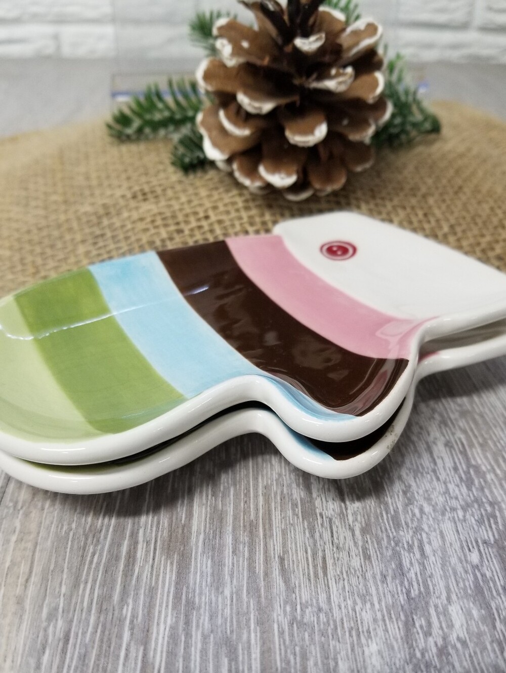 Mittens Trinket Tray Set - Picture 7 of 7